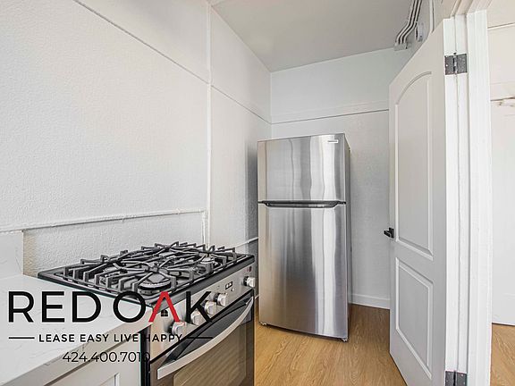 2nd image of 719 N Heliotrope Dr APT 203