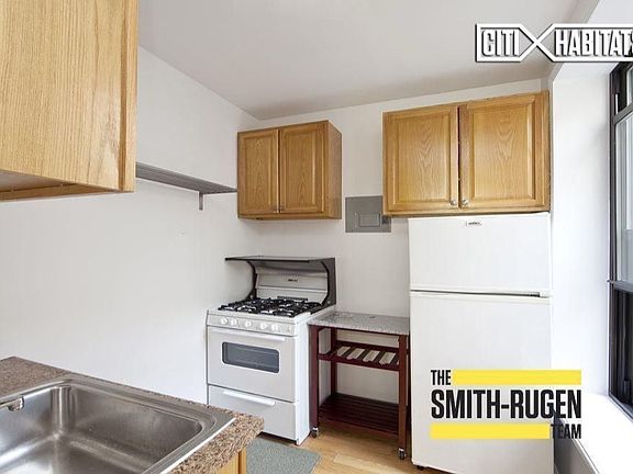 3rd image of 46 Avenue B APT 14