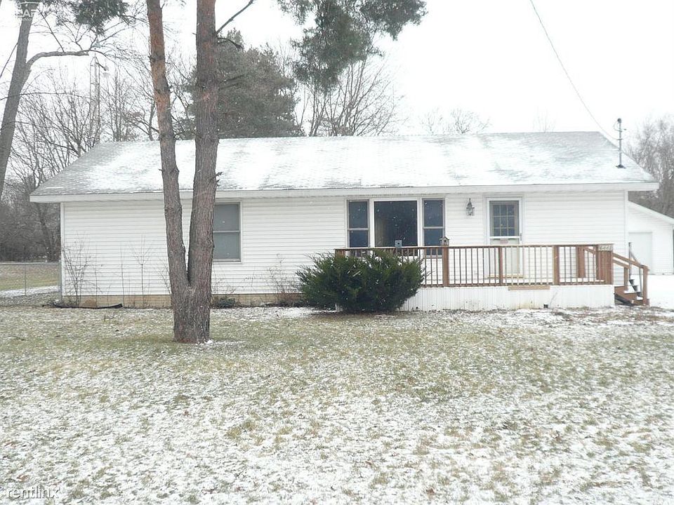 6448 Summit Front