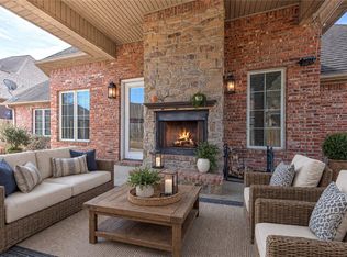 6507 S Timber Ridge Dr, Rogers, AR 72758