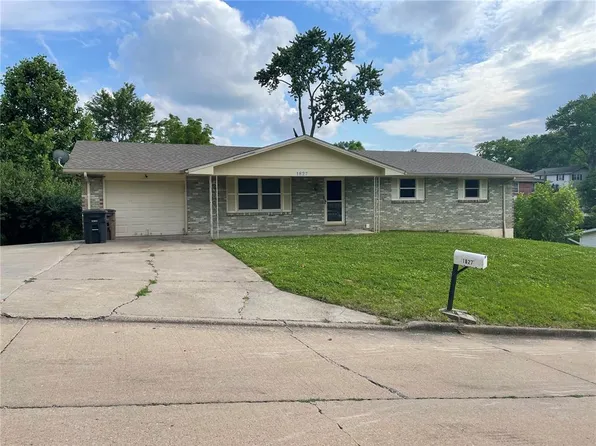 1827 Georgia St, Cape Girardeau, MO 63701