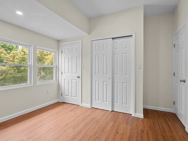 731 Humboldt St — Photo 13