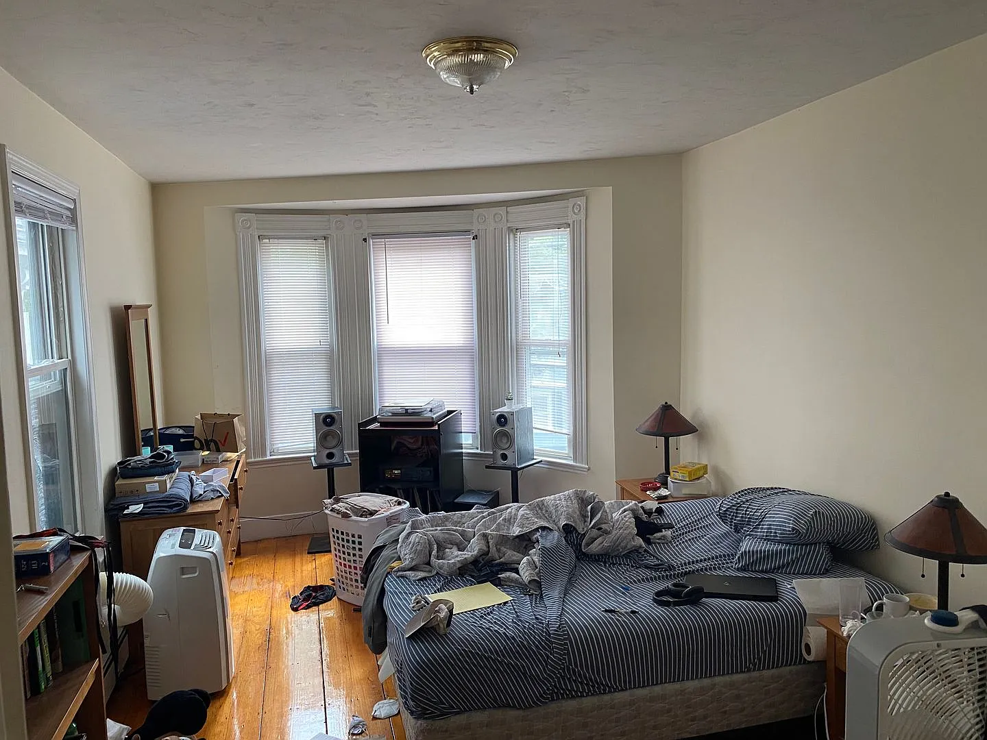 3bed 1.5bath in Cambridge — Photo 1
