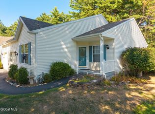 41 Old Mill Ln, Queensbury, NY 12804