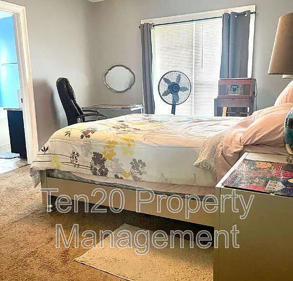 1 Wheatfield Dr — Photo 6