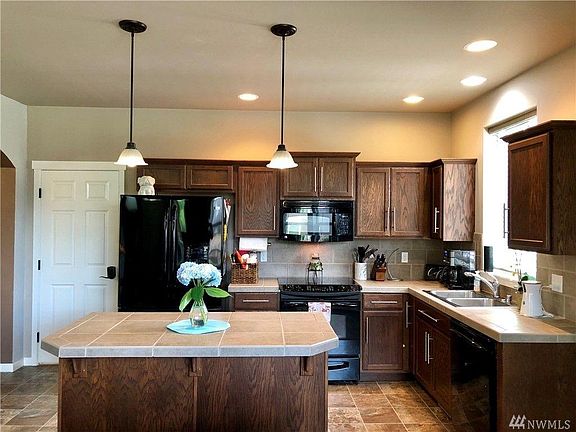 4th image of 3202 Highlands Blvd