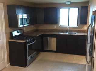 810 Jacobs Ln #1, O'Fallon, MO 63366