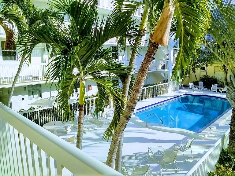917 N Flagler Dr #404 — Photo 11