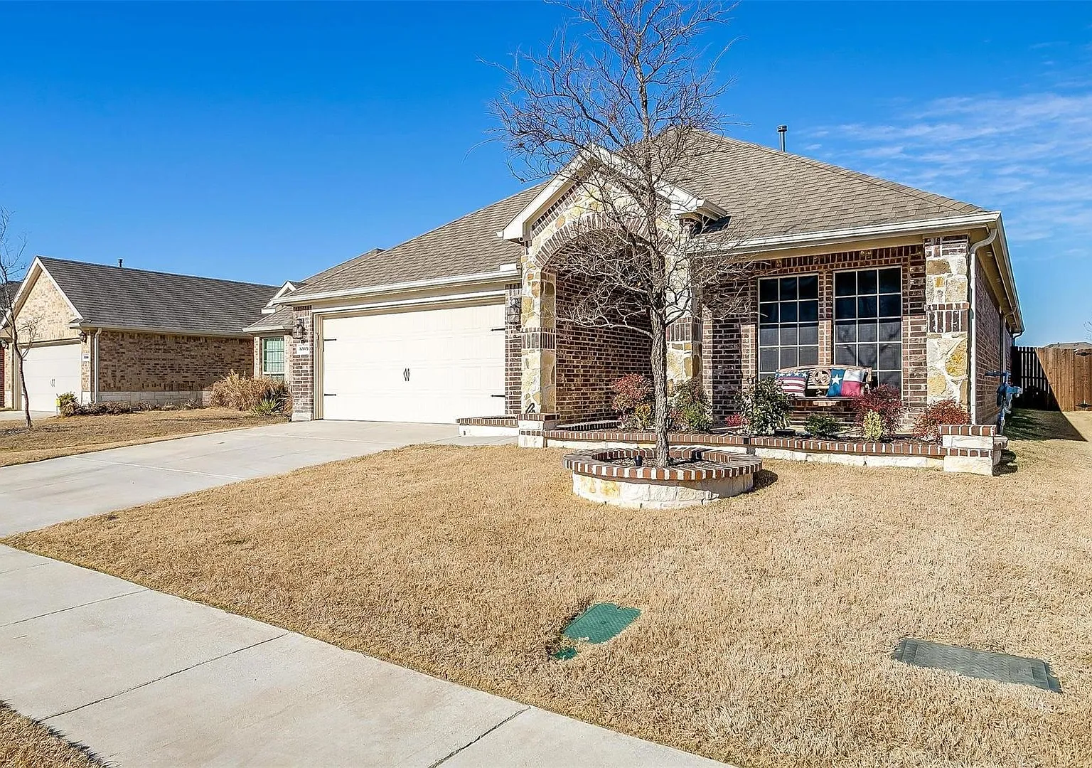 3309 Comal Drive — Photo 2