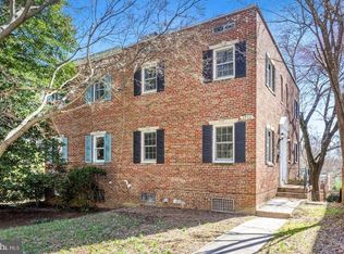 2902 Upton St NW, Washington, DC 20008