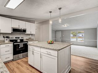 54 Tryon Ct W, Spring Lake, NC 28390