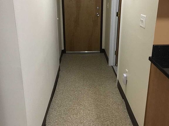 3rd image of 25 N Willow St #G