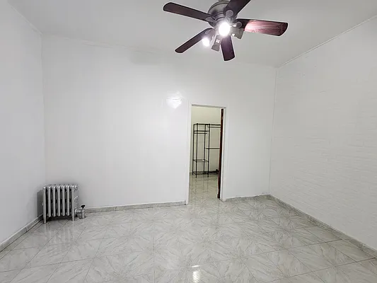 Rented by Astoria Realty | media 4