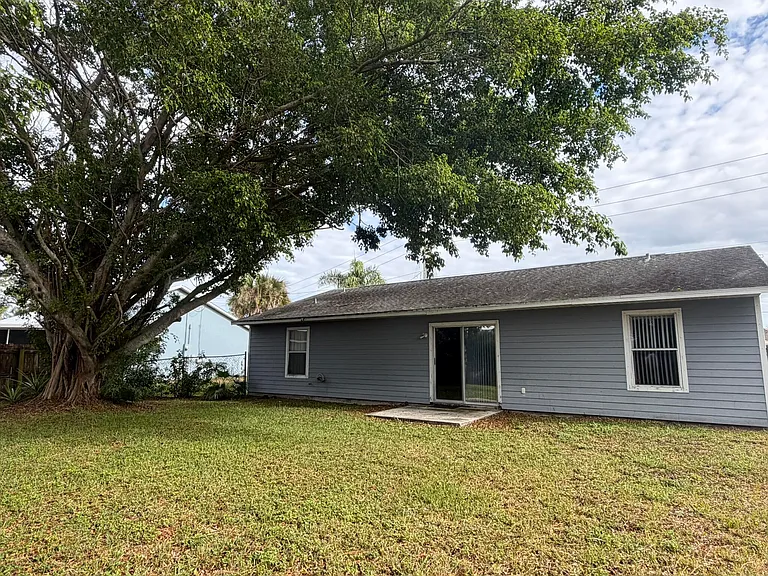 2342 SW Bayshore Blvd — Photo 21