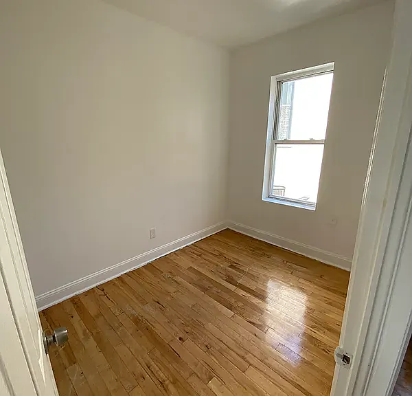 129 W 137th St #2A — Photo 4