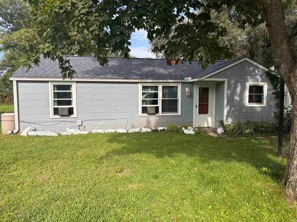 1801 S Oakdale Dr, Yorktown, IN 47396