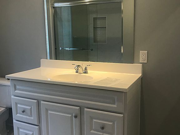 3rd image of 1534 Lincoln Way APT 103