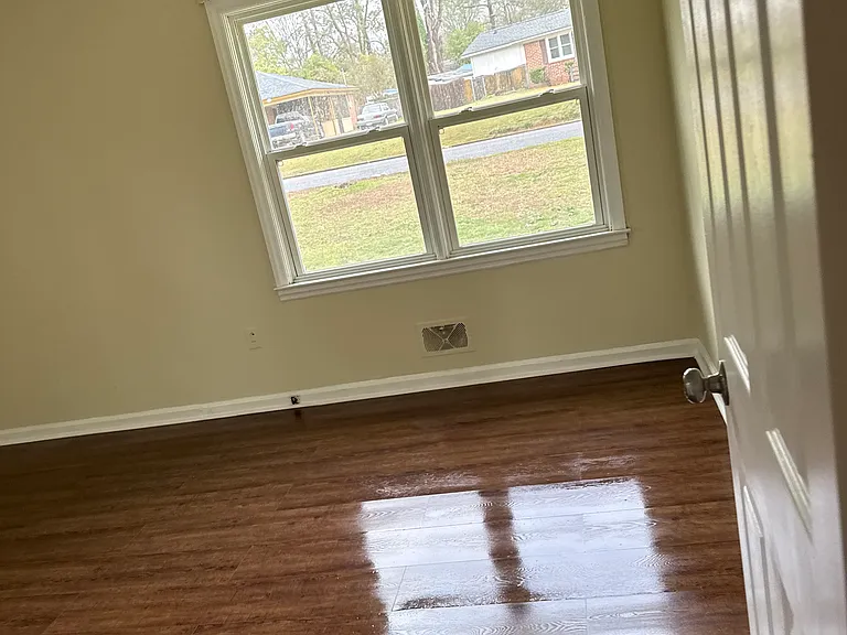 2341 Vacation Dr — Photo 6