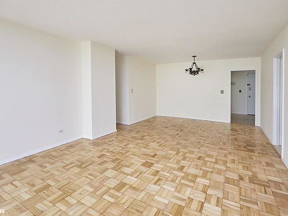 5th image of 3333 Henry Hudson Pkwy W #2S