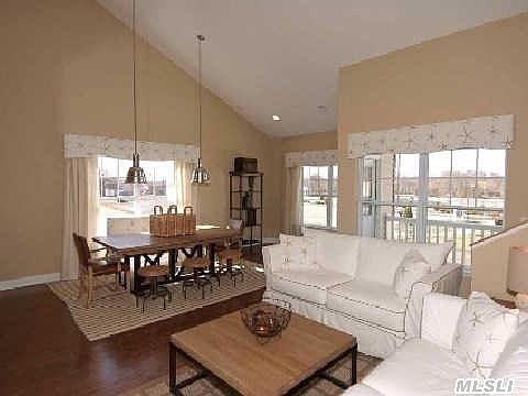 2nd image of 21 Lager Ln #21