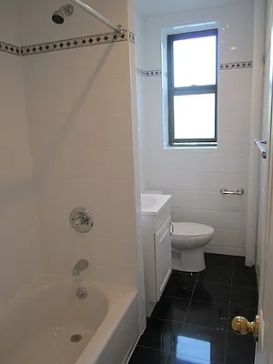 Rented by Stonecrest Realty | media 10