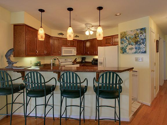 5th image of 55 Woodbridge Cir Unit 1102