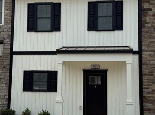 556 Leesville Rd #801, Lynchburg, VA 24502