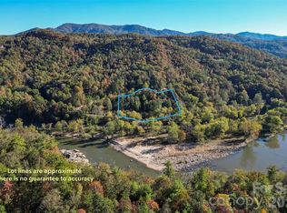 21 River Park Way #47, Marshall, NC 28753