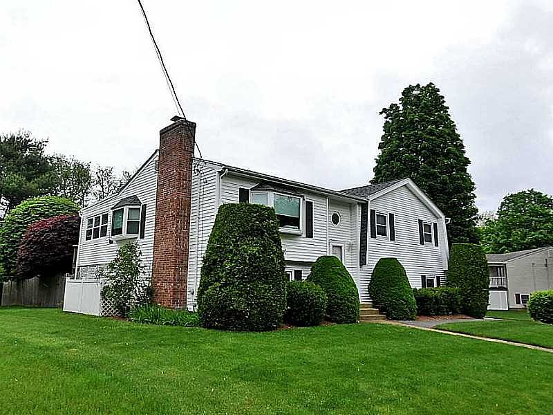 1st image of 12 Kimberly Ln