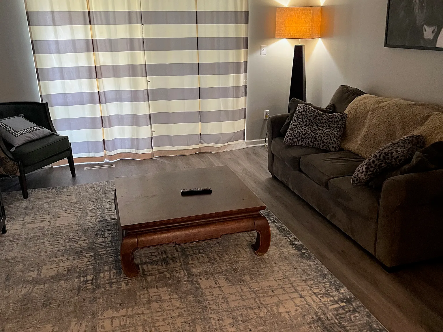 2 bed, 885 sqft, $1,800 — Photo 1