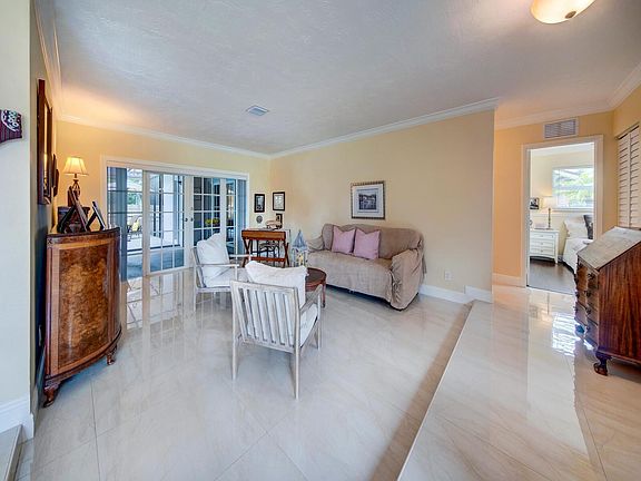 2nd image of 11953 SW 56th Street