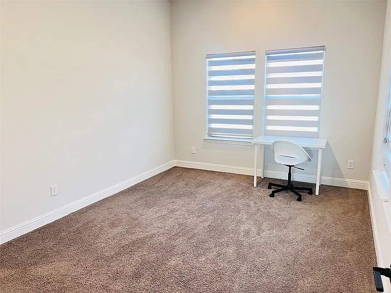 6825 Entwistle Rd — Photo 19