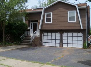 6 Rita Ct, Colonia, NJ 07067