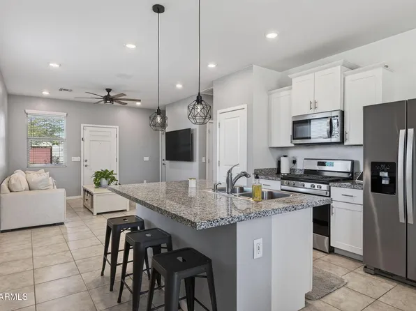 3581 E APPALOOSA Drive, San Tan Valley, AZ 85140