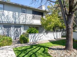 200 Ridgetop Dr, Redding, CA 96003