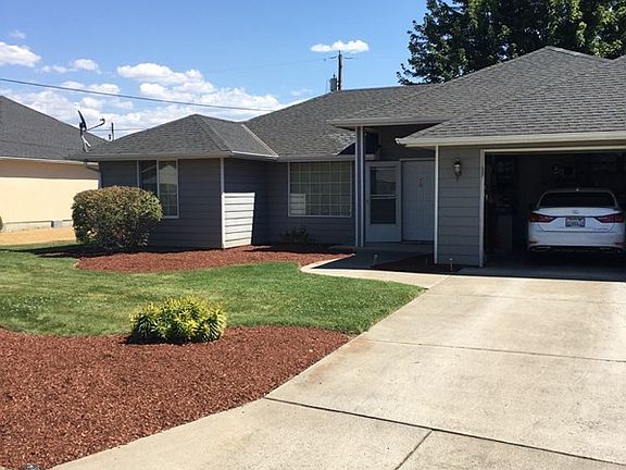 2nd image of 209 Garden Dr