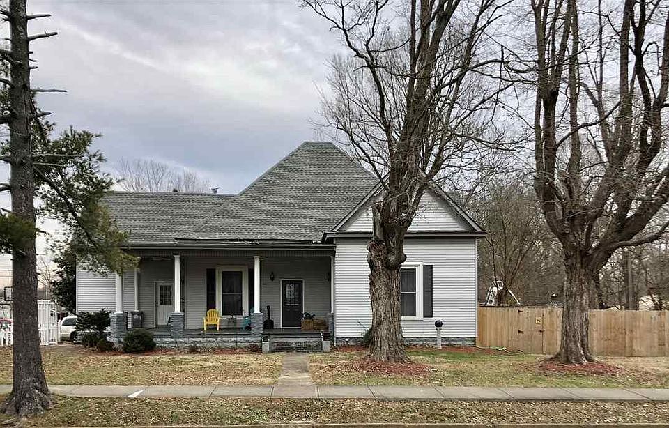 1st image of 1401 Poplar St