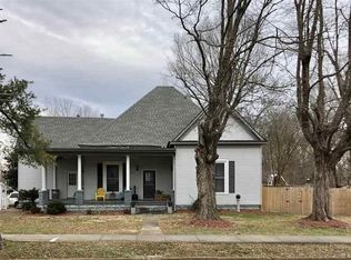 1401 Poplar St, Benton, KY 42025