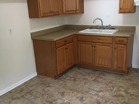 5th image of 10220 Beau Brummell Dr