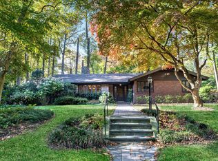 302 Fountain Rd, Englewood, NJ 07631