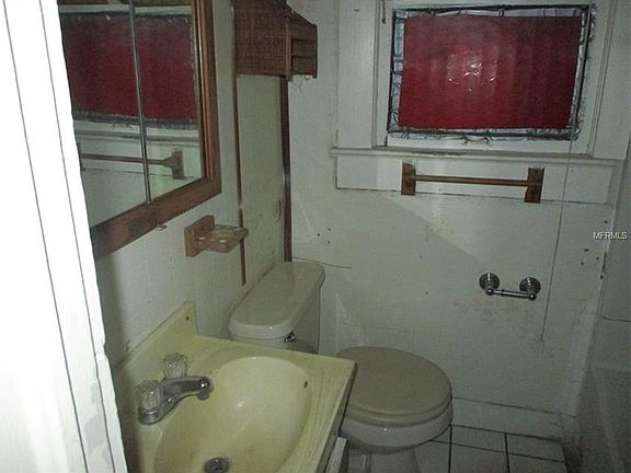 2nd image of 3417 Cocoanut Ave