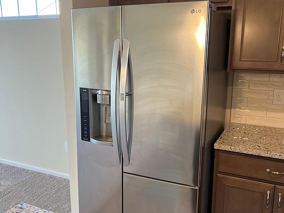 3rd image of 432 Aintree Dr