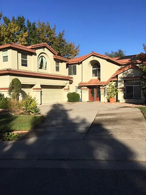 496 Rockport Cir photo 1