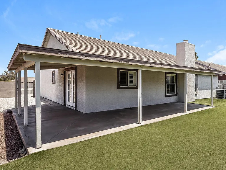 360 Dooley Dr — Photo 16