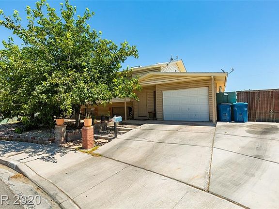 3rd image of 4766 El Canasta Way