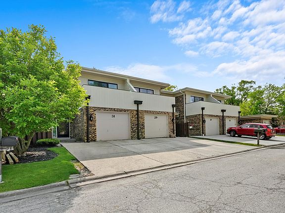 2nd image of 31 Sorrento Dr