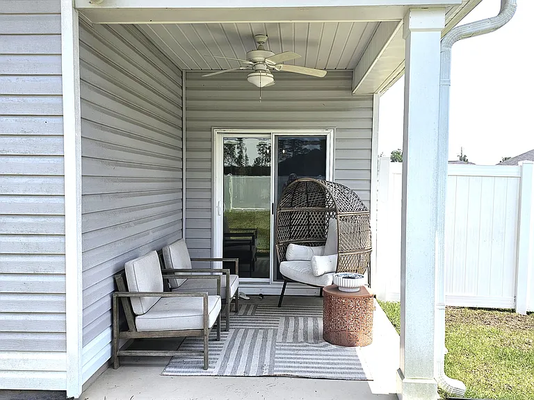 4201 Danby Ln — Photo 21