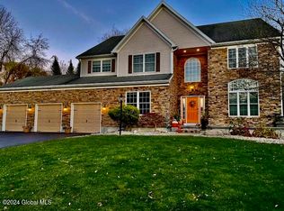 6470 Vosburgh Rd, Altamont, NY 12009