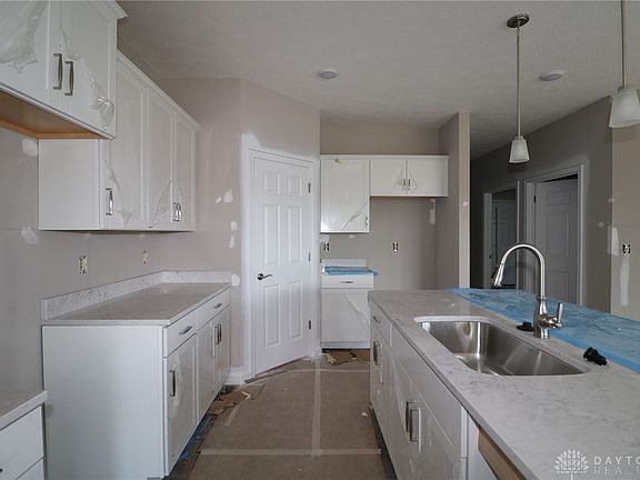 3rd image of 1686 Glade Valley Dr #139