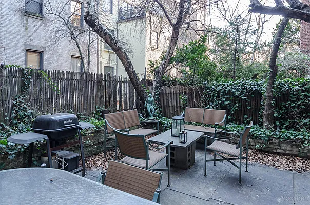 Sold by Oxford Property Group | media 9